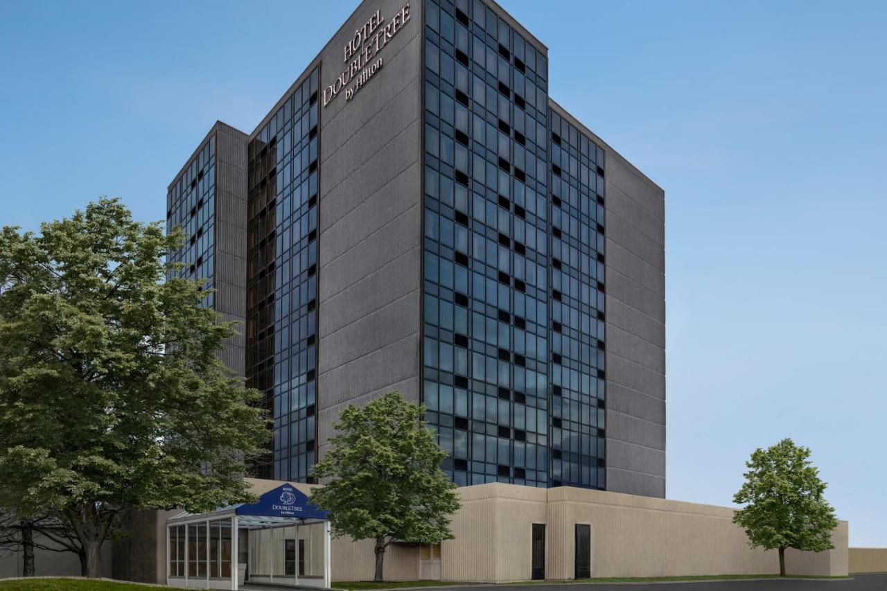 Doubletree By Hilton Pointe Claire Montreal Airport West Hotel Exterior photo